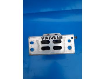 wspornik wzmocnienia przedniego zderzaka lew. TOYOTA PRIUS - 30 09-17