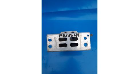 wspornik wzmocnienia przedniego zderzaka lew. TOYOTA PRIUS - 30 09-17 wspornik wzmocnienia przedniego zderzaka lew. TOYOTA PRIUS - 30 09-17