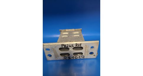 wspornik wzmocnienia przedniego zderzaka praw. TOYOTA PRIUS - 30 09-17 wspornik wzmocnienia przedniego zderzaka praw. TOYOTA PRIUS - 30 09-17