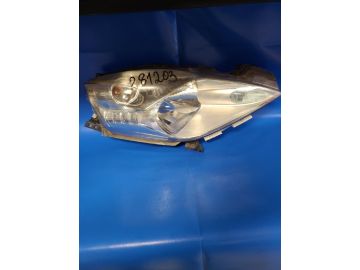 Reflektor Lampa przednia praw. NISSAN LEAF 10-17