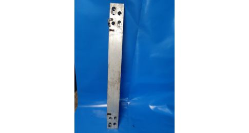 Wzmacniacz przedniego zderzaka TOYOTA PRIUS - 30 09-17