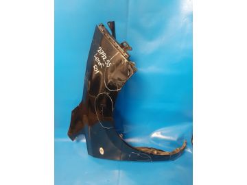 przedni błotnik praw. NISSAN LEAF 10-17