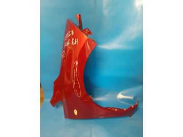 przedni błotnik praw. NISSAN LEAF 10-17