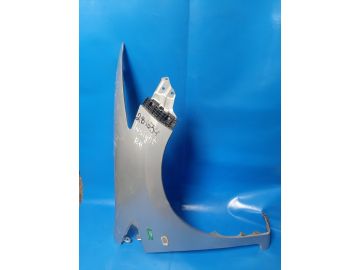 przedni błotnik praw. HONDA INSIGHT 08-14