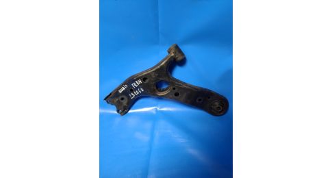 Dolne ramię przedniego zawieszenia praw. TOYOTA AURIS 06-12 Dolne ramię przedniego zawieszenia praw. TOYOTA AURIS 06-12
