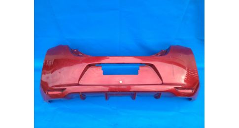 Tylny zderzak NISSAN LEAF 10-17