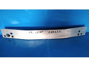 Wzmacniacz przedniego zderzaka NISSAN LEAF 10-17