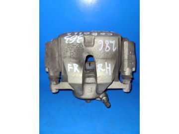 Zacisk hamulcowy przed. praw. TOYOTA COROLLA 150 06-13