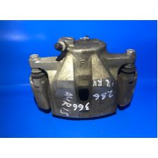 Zacisk hamulcowy przed. praw. TOYOTA AURIS 06-12