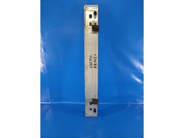 Wzmacniacz przedniego zderzaka TOYOTA PRIUS PLUS 11-14