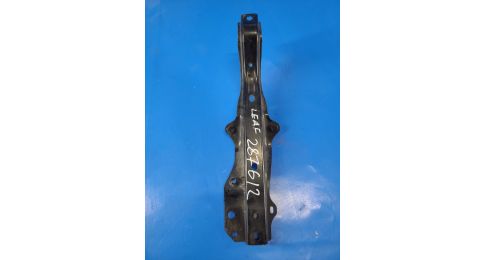 Wspornik zamka maski NISSAN LEAF 10-17 Wspornik zamka maski NISSAN LEAF 10-17