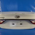 69200-3Q000 | KLAPA TYLNA HYUNDAI SONATA YF 10-14 (281465)