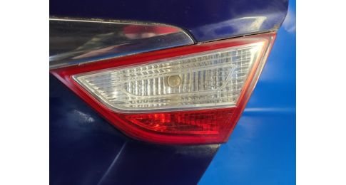 Lampa tylna wewnętrzna praw. HYUNDAI SONATA YF 10-14