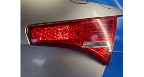Lampa tylna wewnętrzna praw. KIA OPTIMA TF 11-16 Lampa tylna wewnętrzna praw. KIA OPTIMA TF 11-16