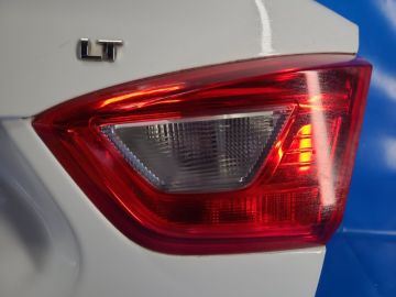 Lampa tylna wewnętrzna praw. CHEVROLET CRUZE 15-