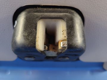 zamek pokrywy bagażnika NISSAN LEAF 10-17