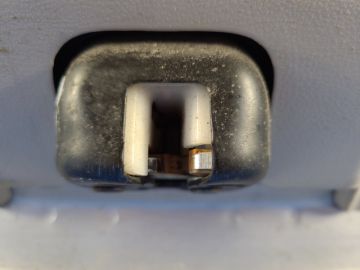 zamek pokrywy bagażnika NISSAN LEAF 10-17