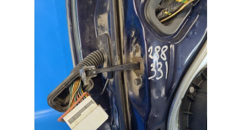 Ogranicznik drzwi przed. praw. HYUNDAI ELANTRA HD 06-11