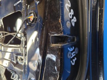 Zamek drzwi przed. praw. TOYOTA RAV4 05-12