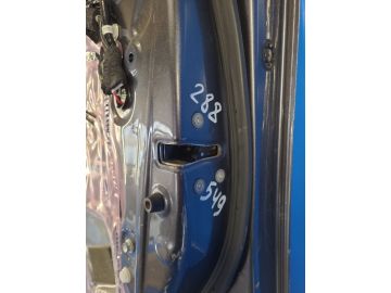 Zamek drzwi przed. praw. TOYOTA PRIUS PLUS 11-14