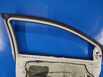 Szyba drzwi przed. lew. TOYOTA YARIS 05–11