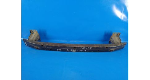 Wzmacniacz przedniego zderzaka TOYOTA AURIS 06-12