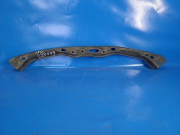 Wspornik/mocowanie przedniego zderzaka TOYOTA LAND CRUISER PRADO 150 09-17