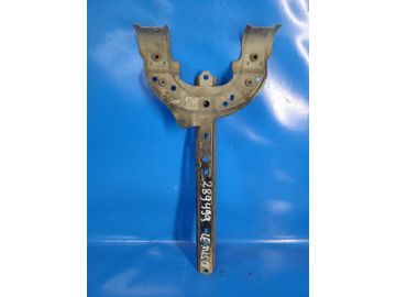 Pas przedni LEXUS CT200 17-