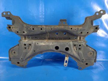 Belka przedniego zawieszenia TOYOTA AURIS 13-18