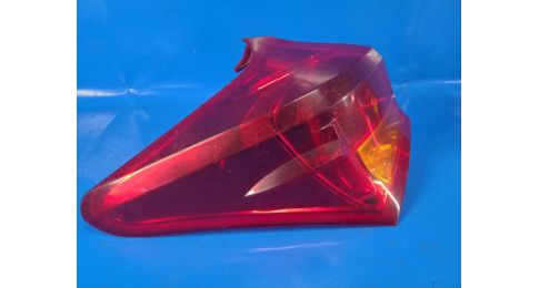 Lampa Tylna lew. TOYOTA AURIS 13-18
