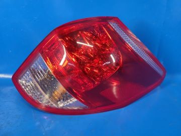 Lampa Tylna praw. TOYOTA RAV4 05-12