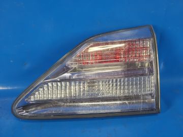 Lampa tylna wewnętrzna praw. LEXUS RX350/450 09-15