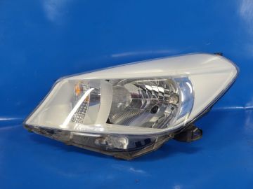 Reflektor Lampa przednia lew. TOYOTA YARIS 11-20