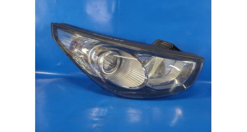 Reflektor Lampa przednia praw. HYUNDAI TUCSON LM 09-15