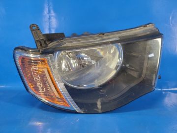 Reflektor Lampa przednia praw. MITSUBISHI L200 06-14