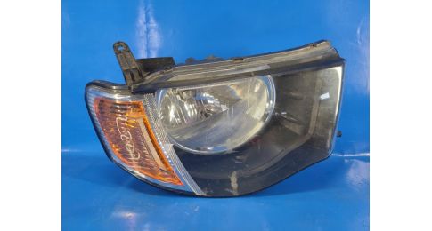 Reflektor Lampa przednia praw. MITSUBISHI L200 06-14