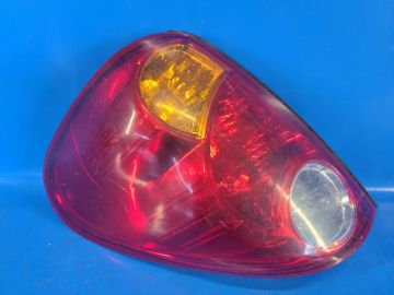 Lampa Tylna lew. MITSUBISHI L200 06-14