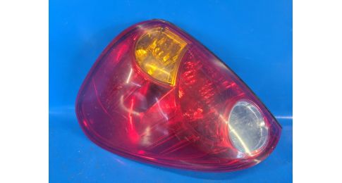 Lampa Tylna lew. MITSUBISHI L200 06-14