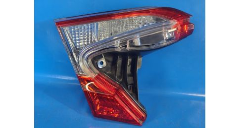 Lampa tylna wewnętrzna lew. TOYOTA C-HR 16-