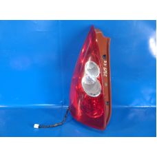 Zewnętrzna lampa lew. MAZDA 5 CR 05-10