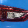 B45C-513F0 | Lampa tylna wewnętrzna lew. MAZDA 3 BM 13-19 (292994)