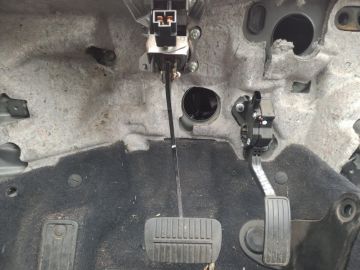 Pedał hamulca SUBARU OUTBACK 09-14 BR