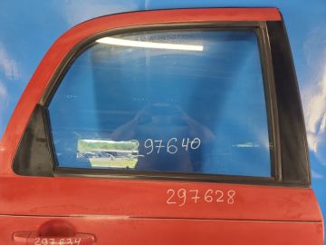 Szyba drzwi tyl. praw. SUZUKI SX4 06-13