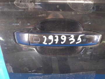 Zewnętrzna klamka drzwi przed. praw. AUDI A6 (C7) 11-18
