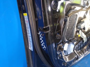 Zamek drzwi przed. lew. AUDI A6 (C7) 11-18