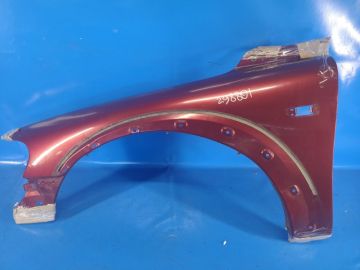 przedni błotnik lew. VOLVO XC70 00–07