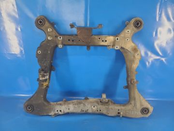 Belka przedniego zawieszenia VOLVO XC70 00–07