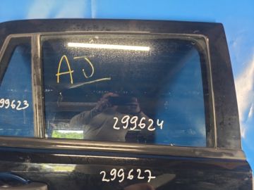 Szyba drzwi tyl. praw. DODGE CALIBER 06-11