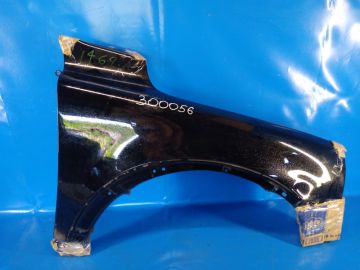 przedni błotnik praw. VOLVO XC90 02–16