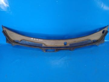 Osłona pod przednią szybę VOLVO XC90 02–16